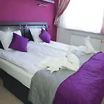 Magnetic Mehoffera Апартаменты